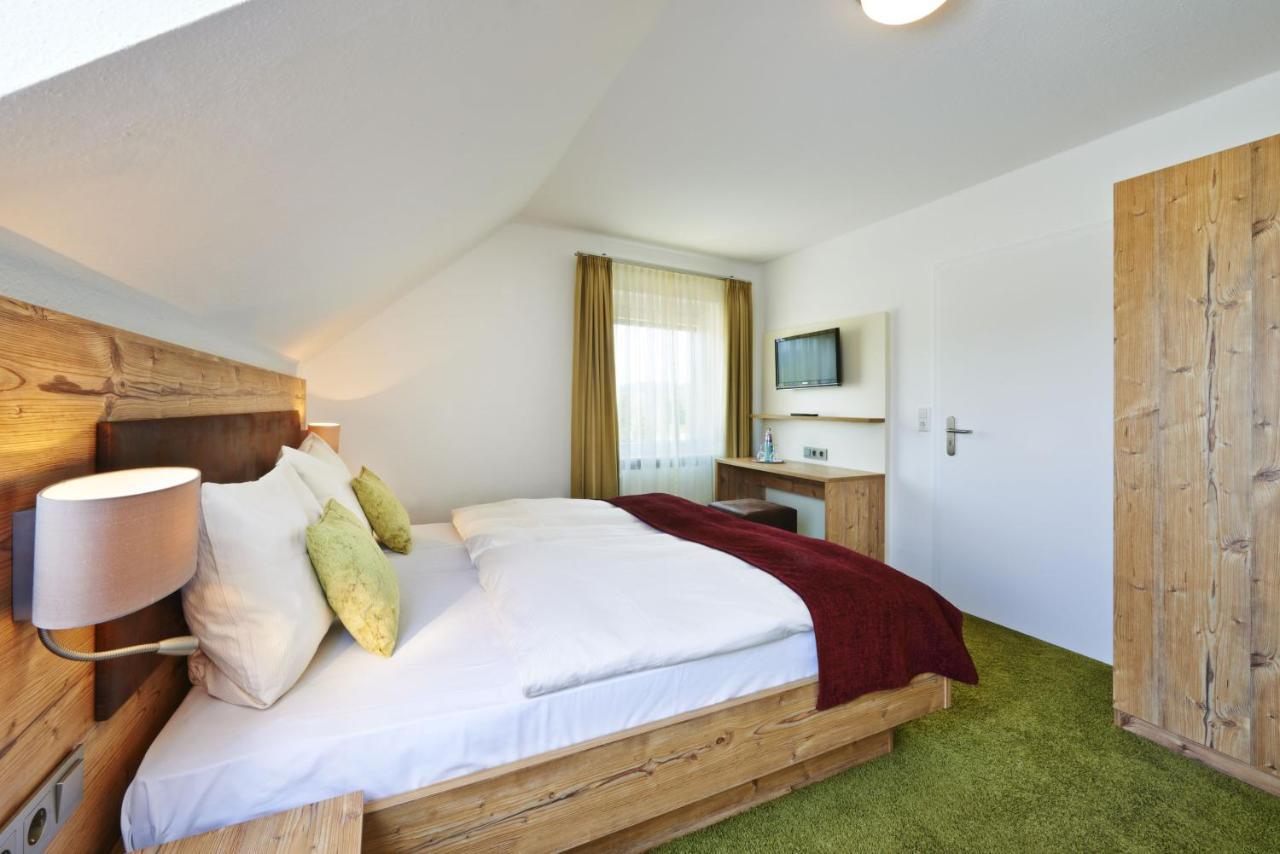 Kreuz-Post Hotel-Restaurant-Spa Vogtsburg Dış mekan fotoğraf