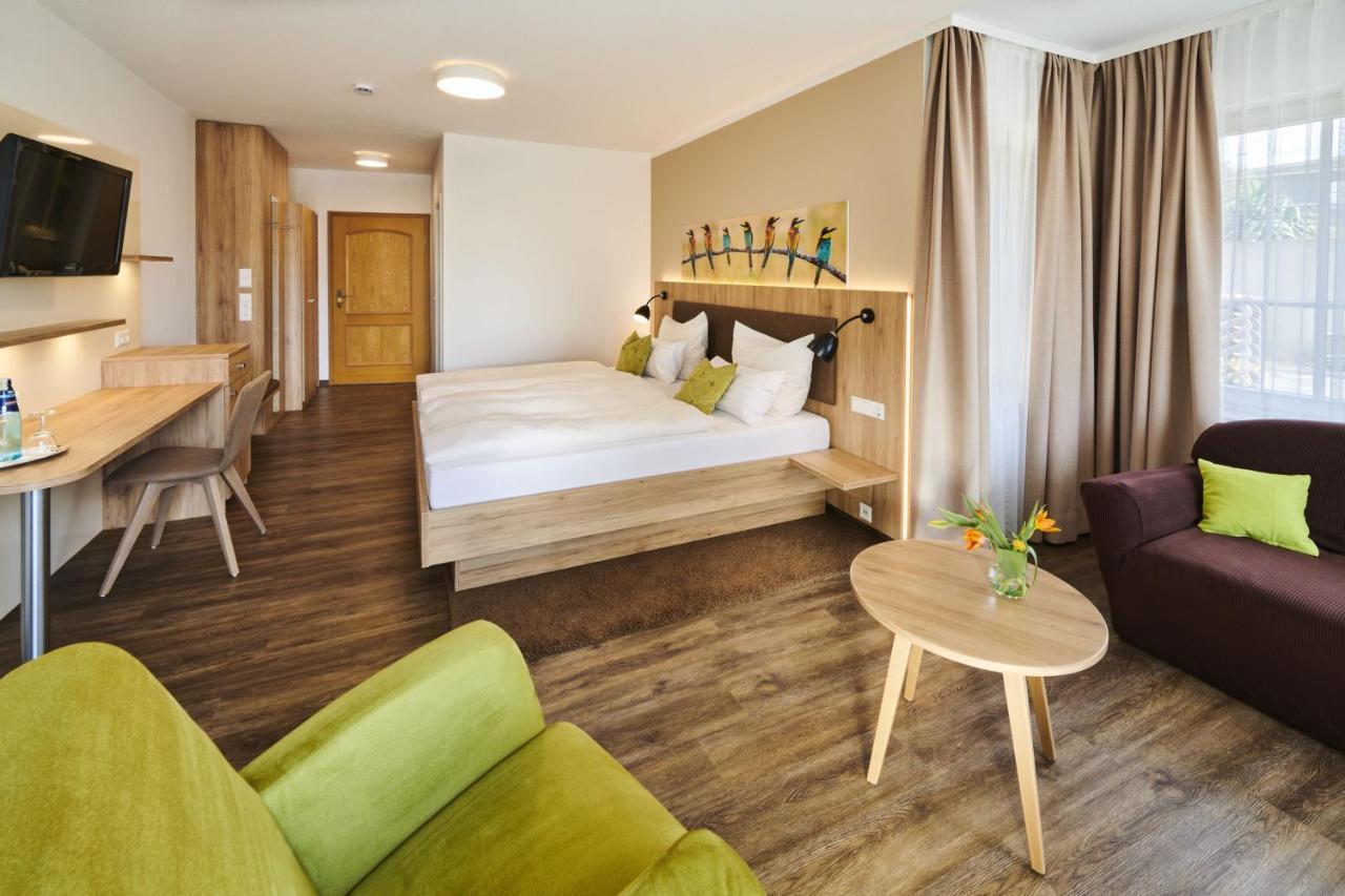 Kreuz-Post Hotel-Restaurant-Spa Vogtsburg Dış mekan fotoğraf
