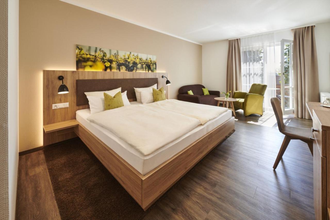 Kreuz-Post Hotel-Restaurant-Spa Vogtsburg Dış mekan fotoğraf