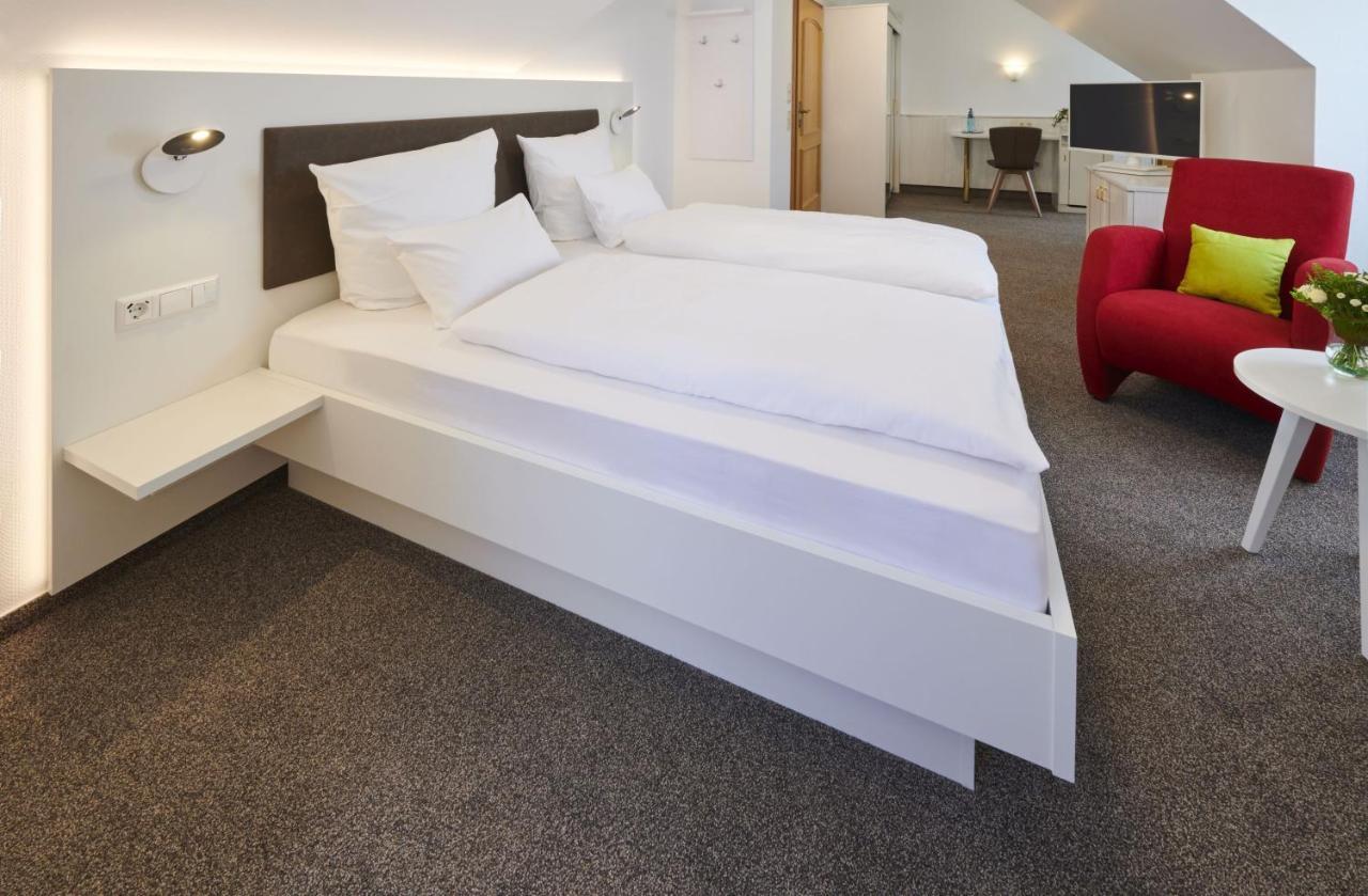 Kreuz-Post Hotel-Restaurant-Spa Vogtsburg Dış mekan fotoğraf