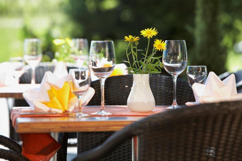 Kreuz-Post Hotel-Restaurant-Spa Vogtsburg Dış mekan fotoğraf